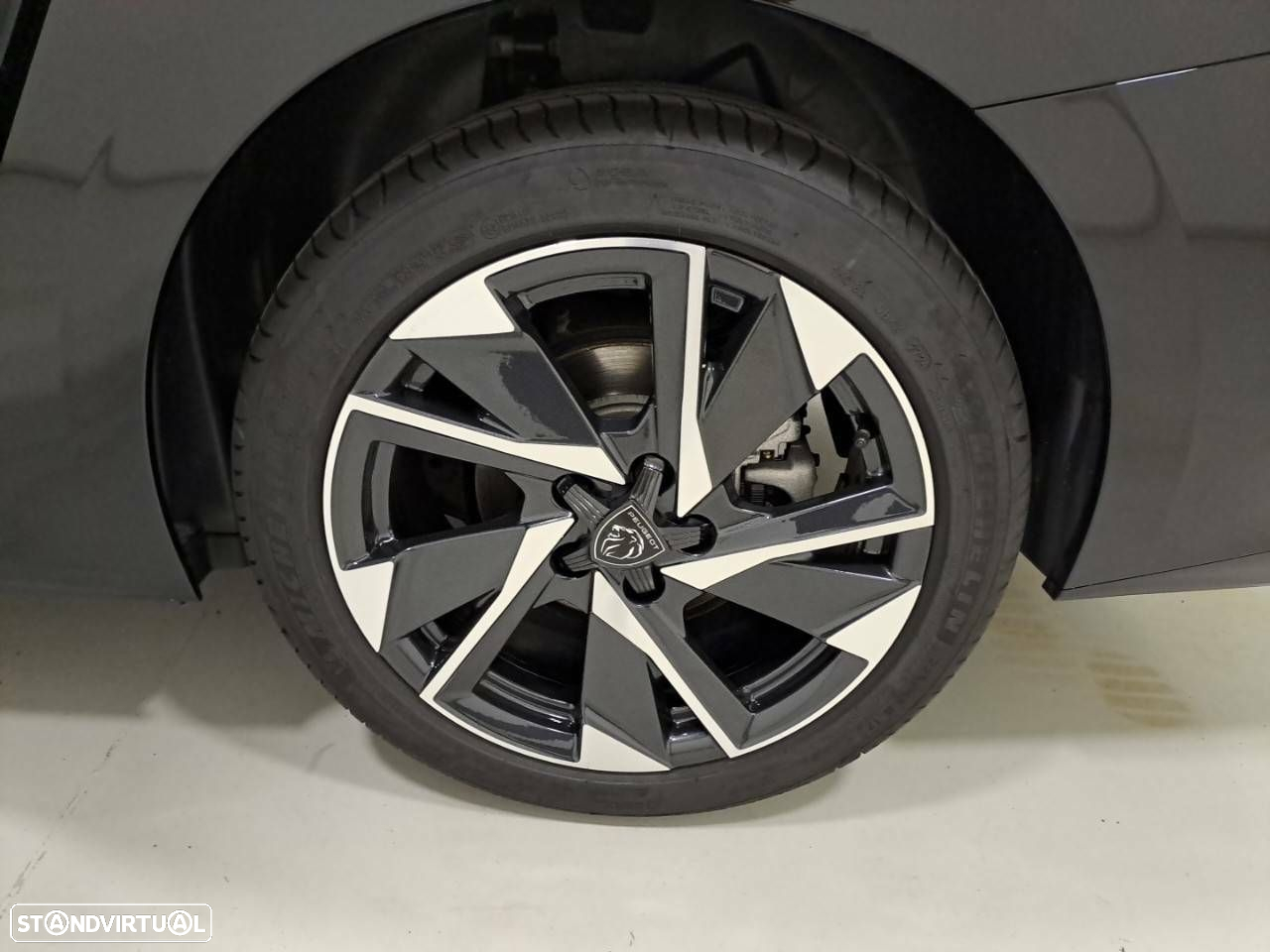 Peugeot 308 SW 1.5 BlueHDi Allure EAT8 - 11
