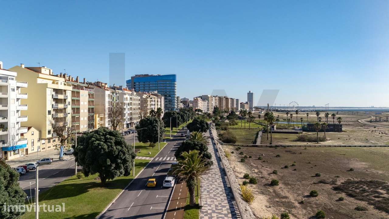 Restaurante em Funcionamento na Primeira Linha de Praia, Figueira da F - Grande imagem: 5/17