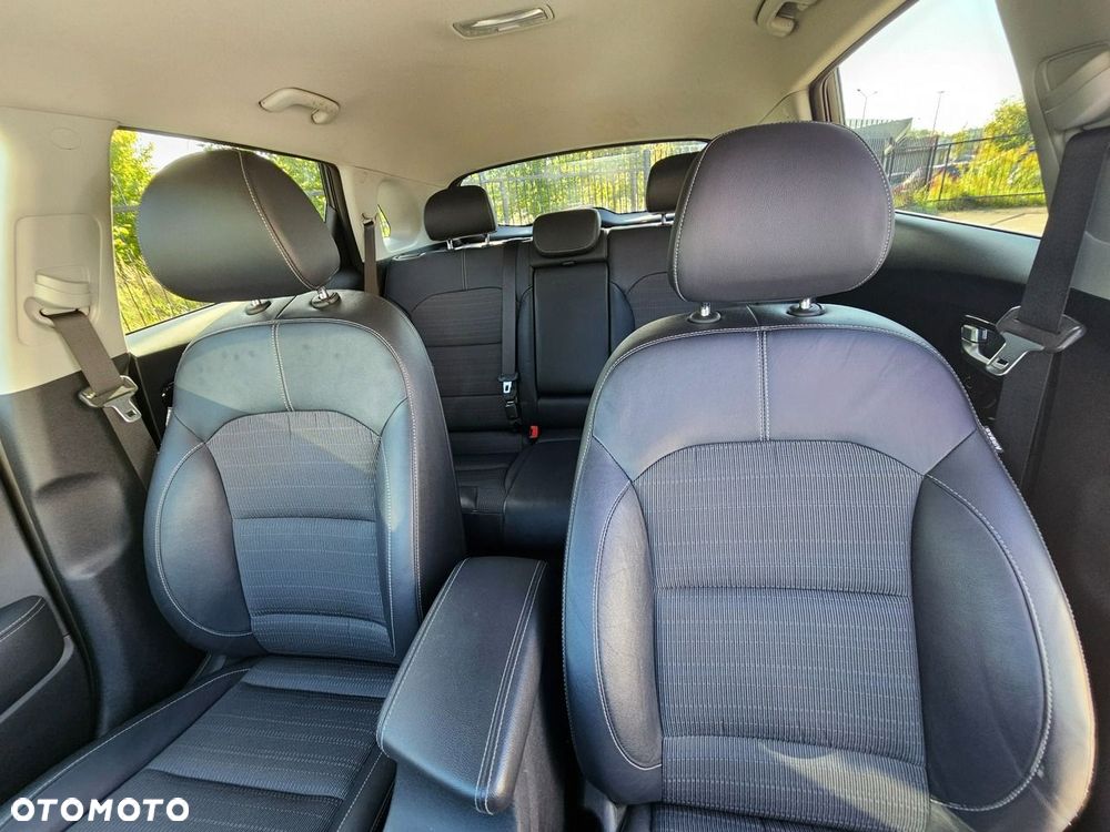 Kia Niro - 12