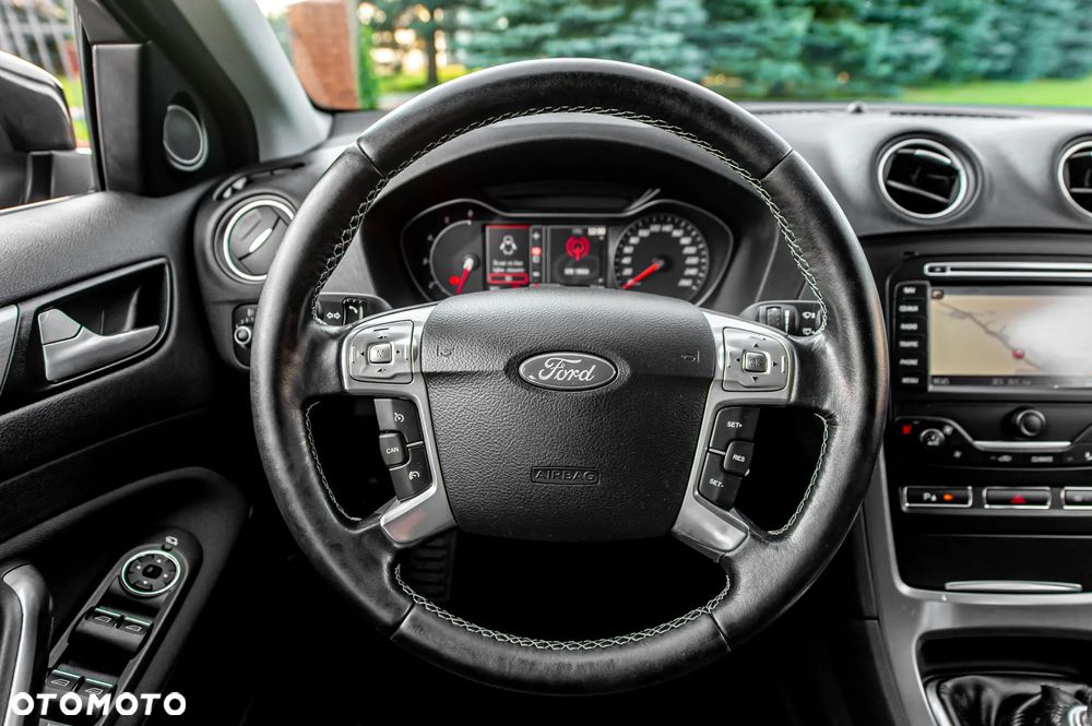 Ford Mondeo 2.0 TDCi Titanium X - 26