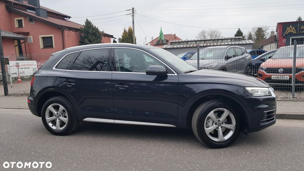 Audi Q5 40 TDI quattro S tronic sport - 2