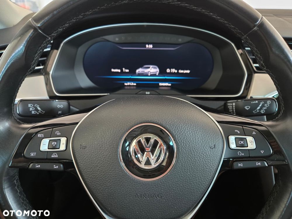 Volkswagen Passat 2.0 TDI Bi-Turbo BMT 4Mot Highline DSG - 16