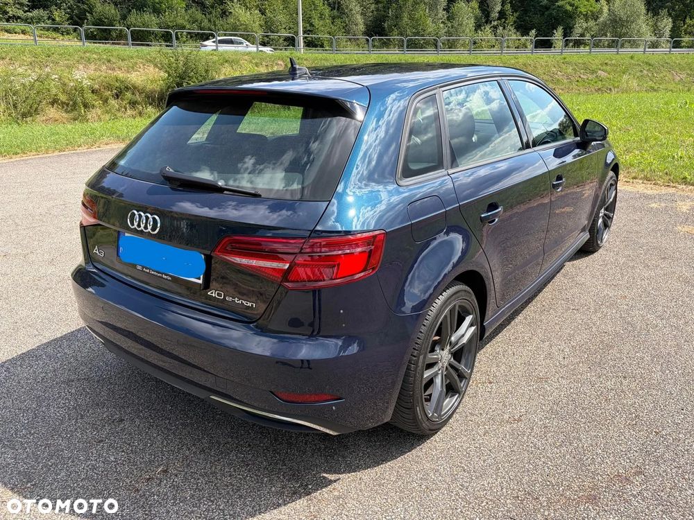 Audi A3 Sportback - 3