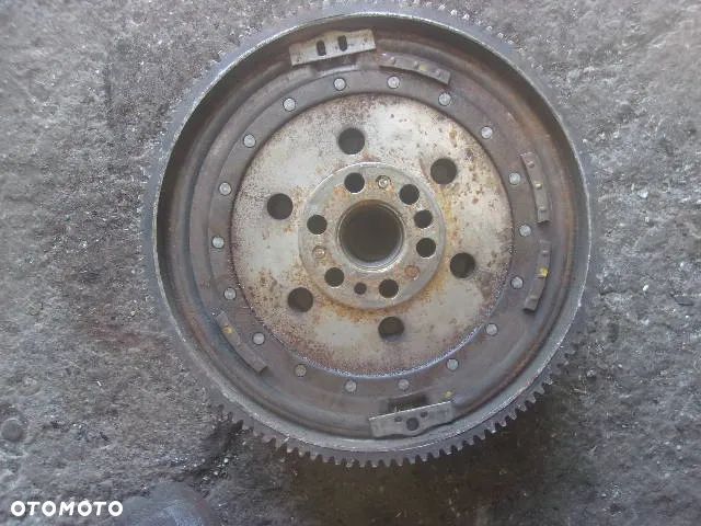 KOŁO DWUMASOWE BMW E81 E90 E87 1,6 2,0 N43 7541018 - 2