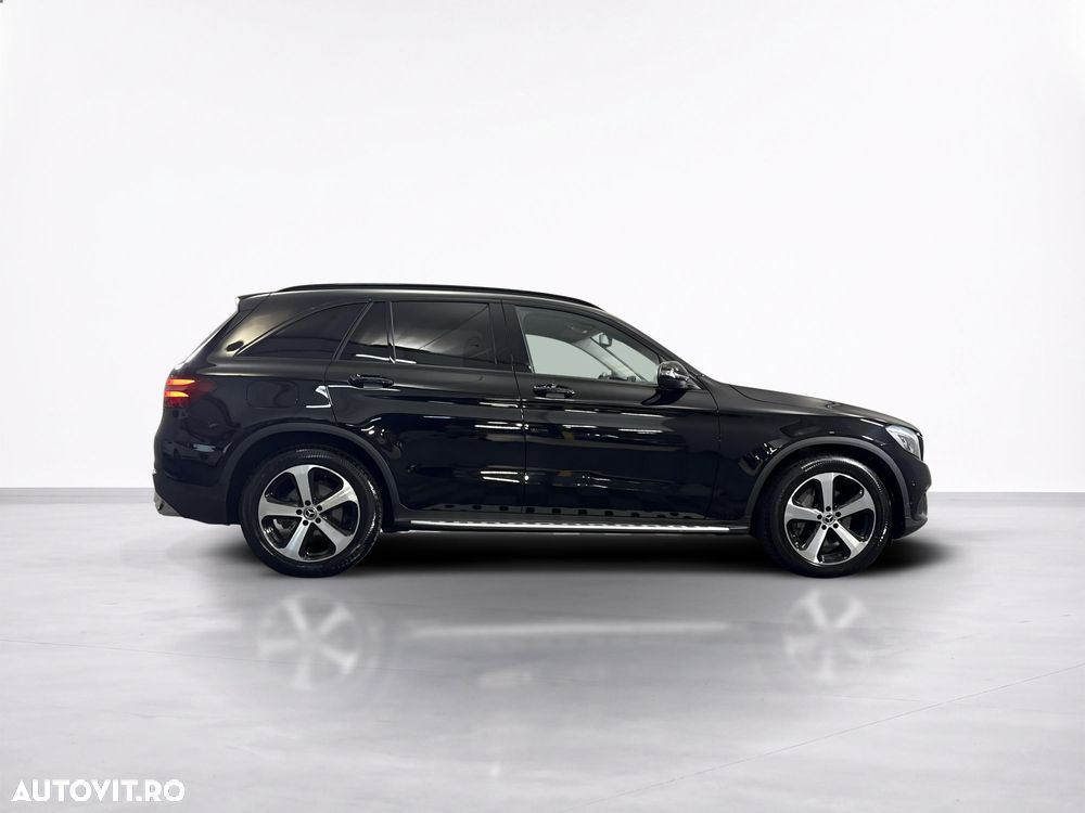 Mercedes-Benz GLC - 7