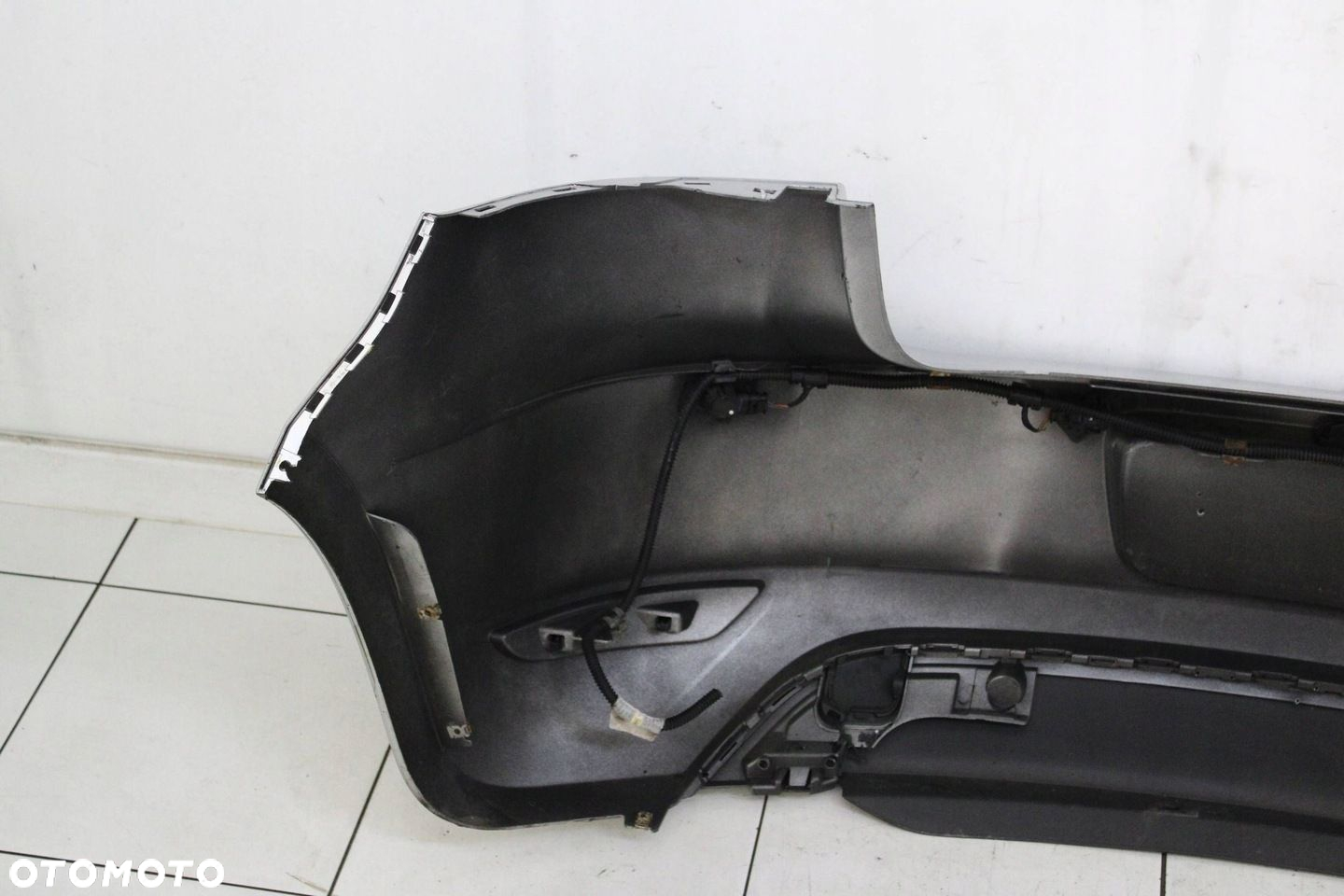 VW GOLF VI 6 HB 2008R- ZDERZAK TYŁ TYLNY LA7W - KOD LAKIERU - 9