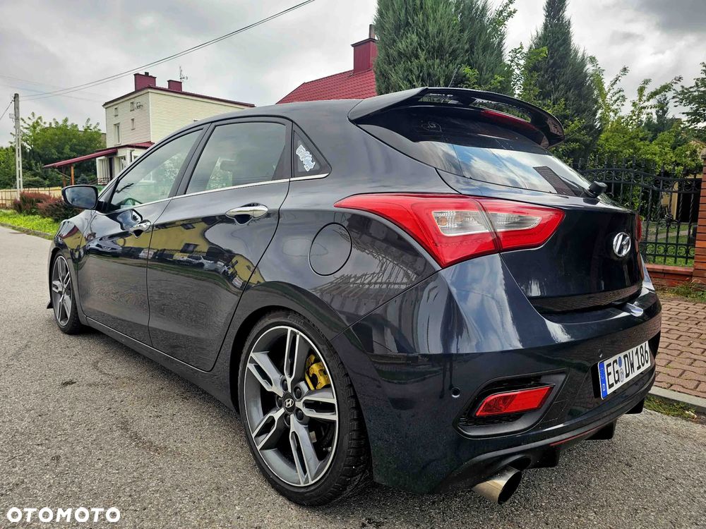 Hyundai i30 1.6 T GDI Turbo - 10