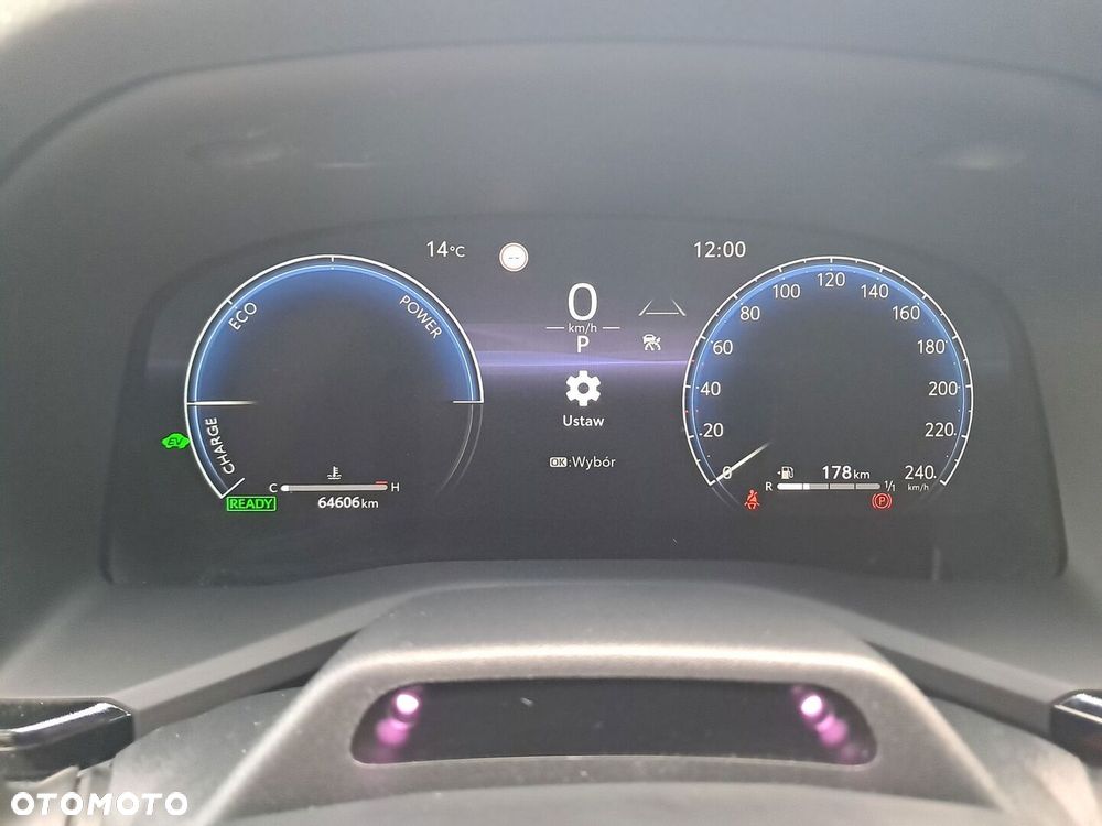 Toyota Camry - 20