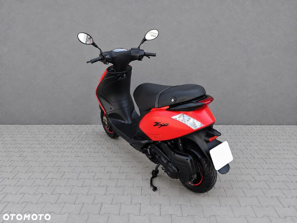 Piaggio ZIP - 5