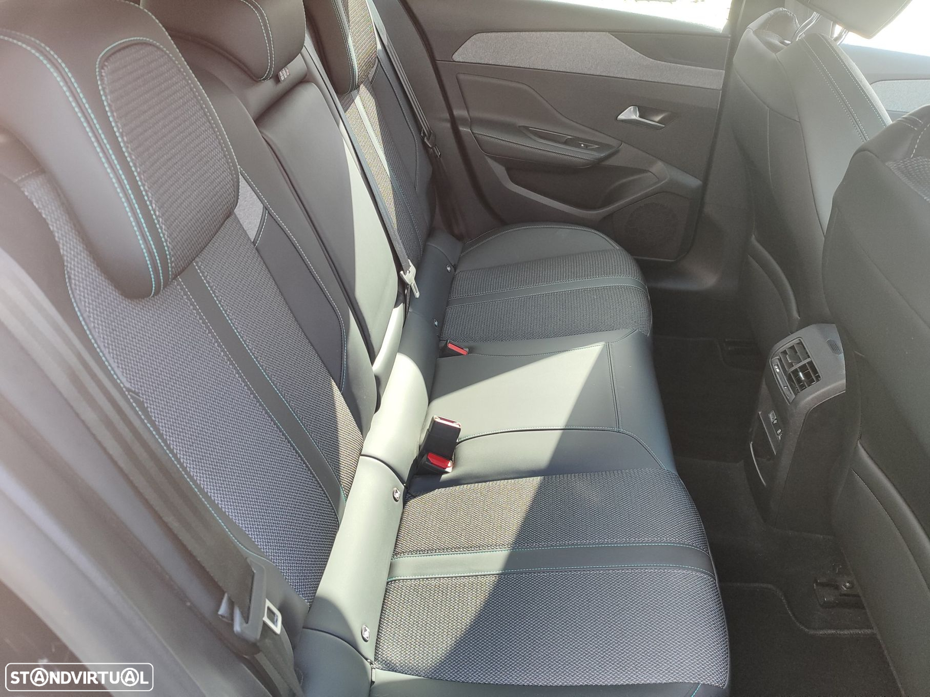Peugeot 308 1.5 BlueHDi Allure - 23
