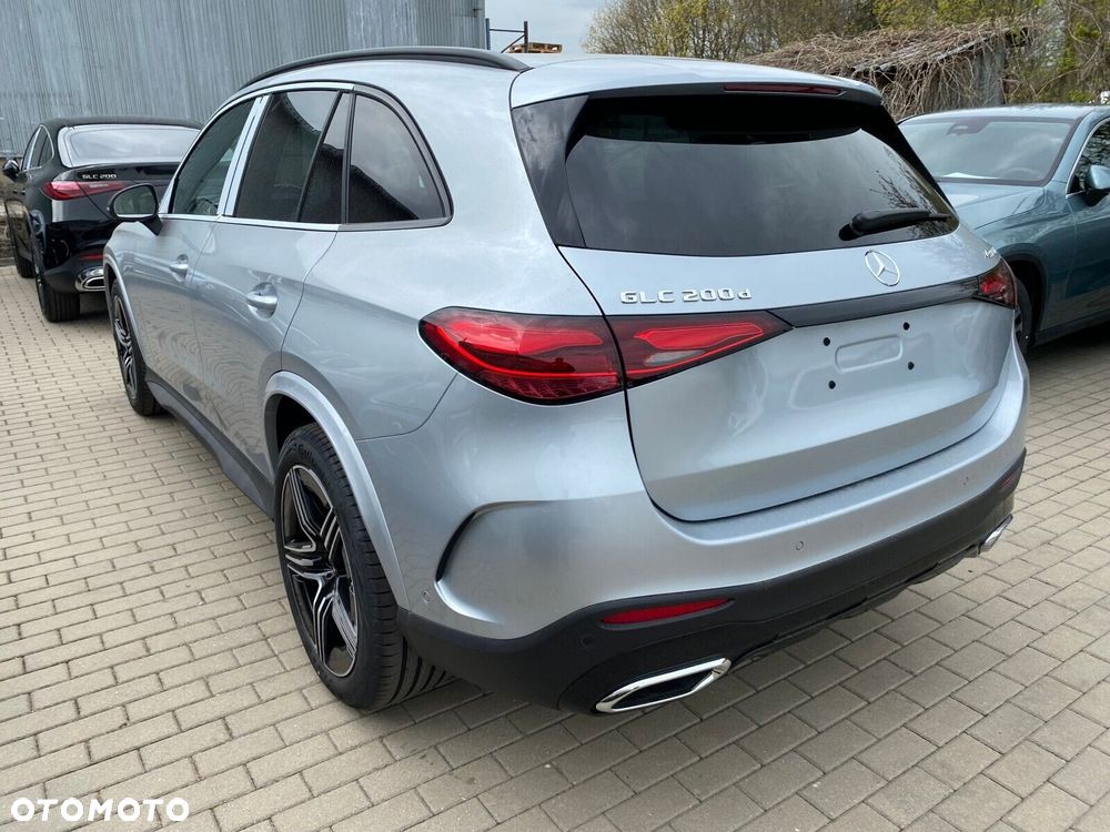 Mercedes-Benz GLC - 2