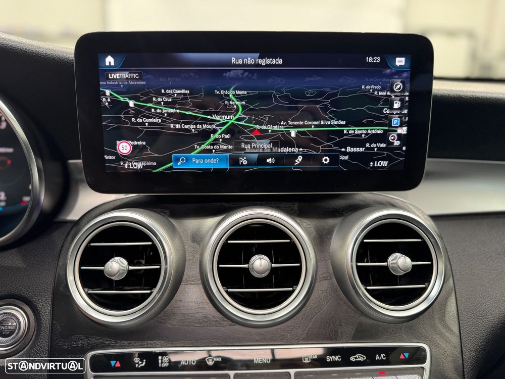 Mercedes-Benz GLC 300 d 4Matic - 32