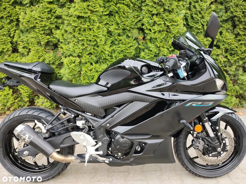 Yamaha R3 - 3