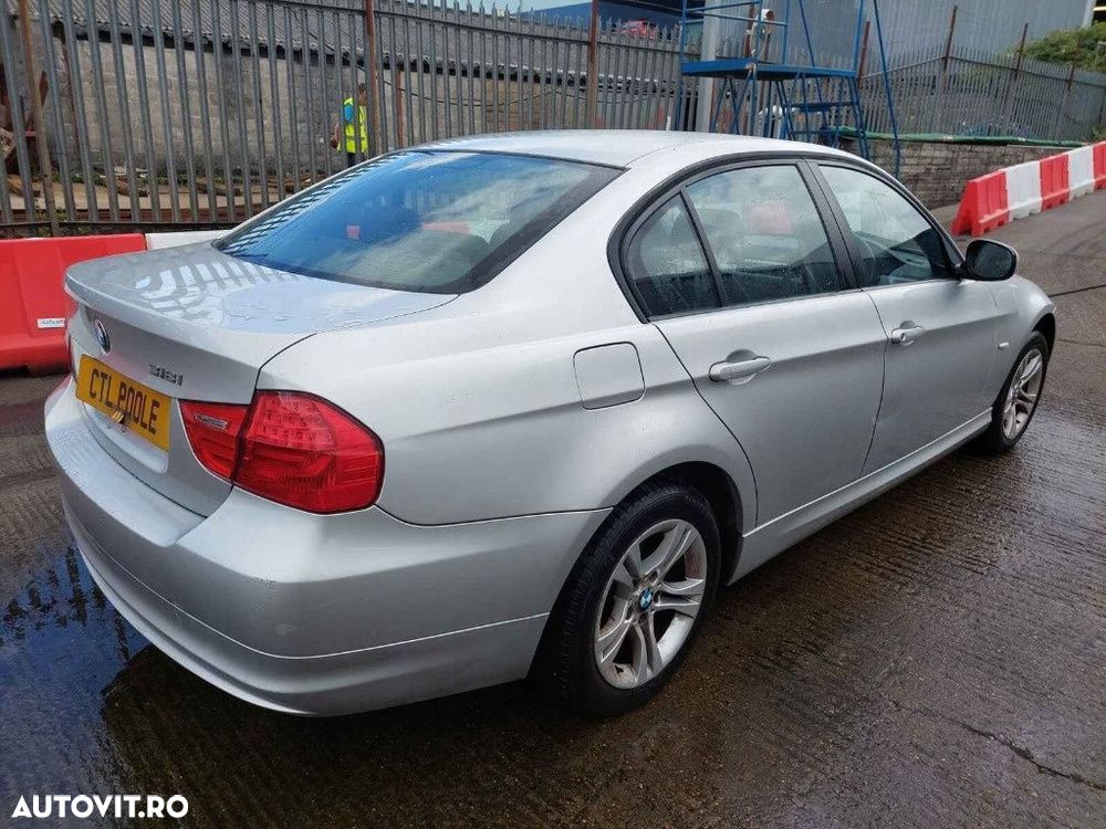 Usa dreapta spate BMW E90 2011 limuzina 2.0i N43B20B - 2