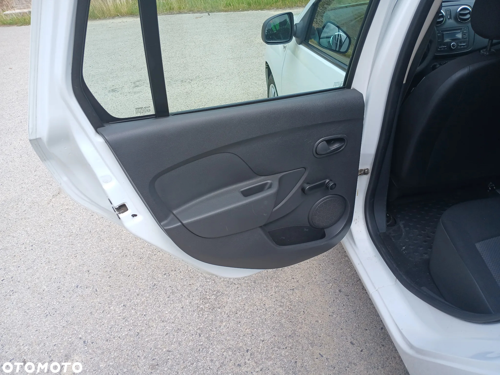 Dacia Logan MCV 1.2 16V Access EU6 - 16