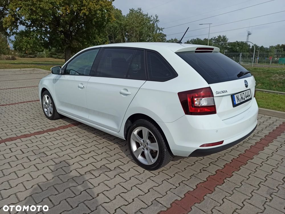 Skoda RAPID - 17