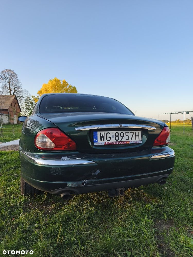 Jaguar X-Type - 4