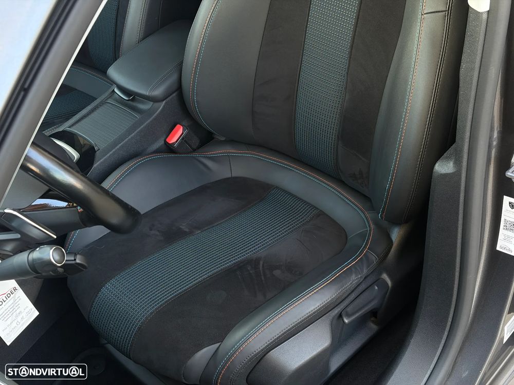 Peugeot 308 PureTech 130 GPF EAT8 Stop & Start Tech Edition - 26