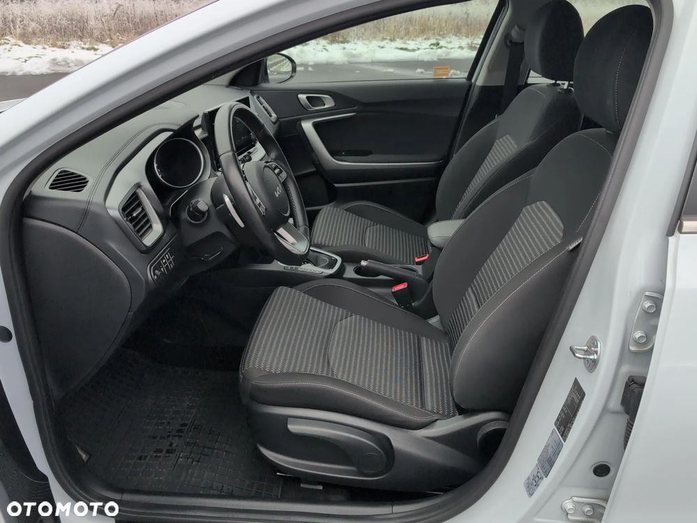 Kia Ceed 1.5 T-GDI M DCT - 19