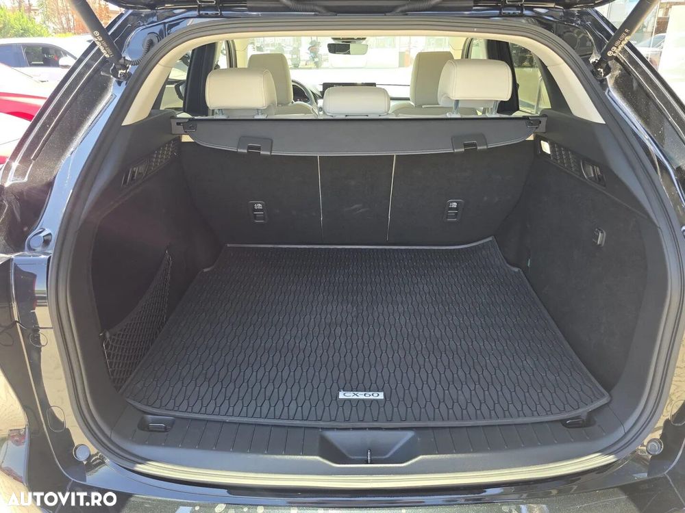Mazda CX-60 e-SKYACTIV 3.3D AWD 8AT MHEV Takumi Plus - 24