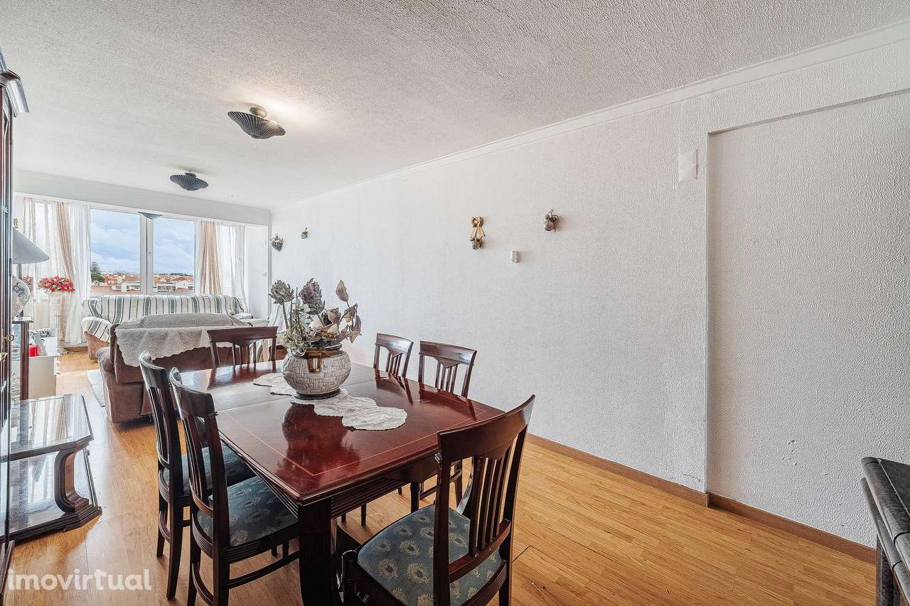 T3 em Mem Martins muito luminoso - Grande imagem: 2/42