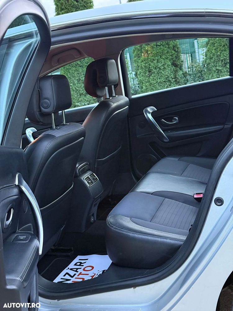 Renault Latitude - 10