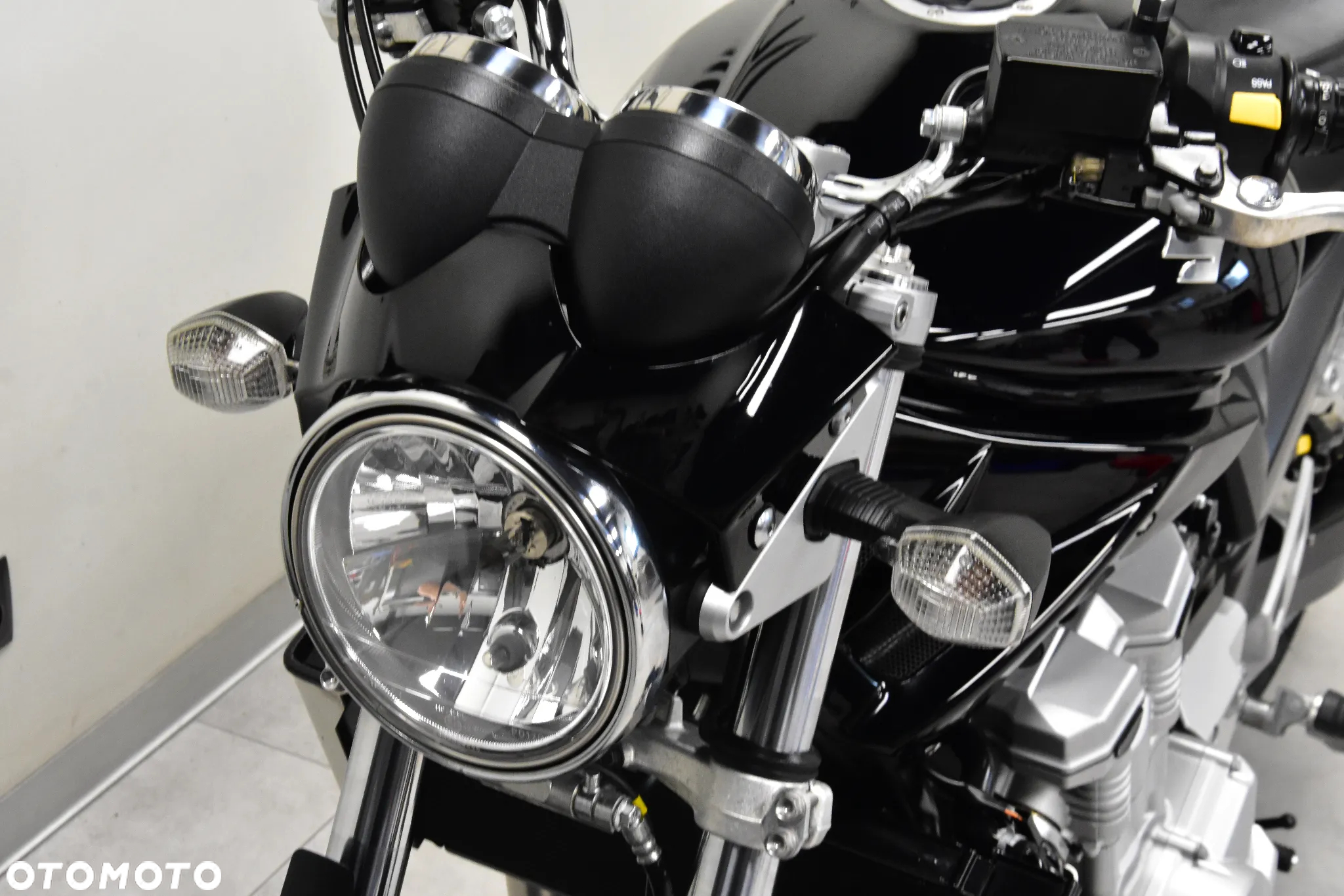 Suzuki Bandit - 19