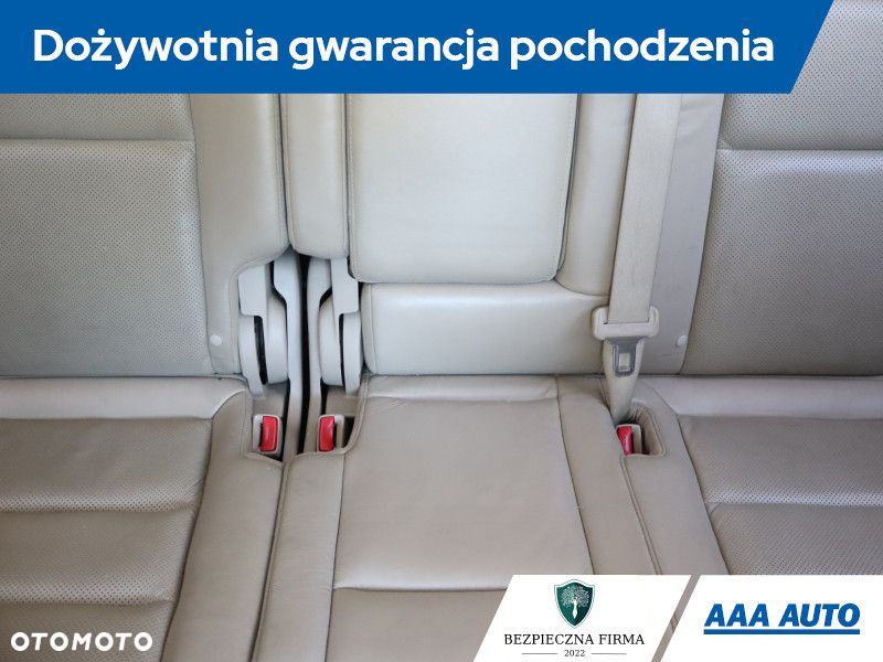 Jeep Grand Cherokee - 11
