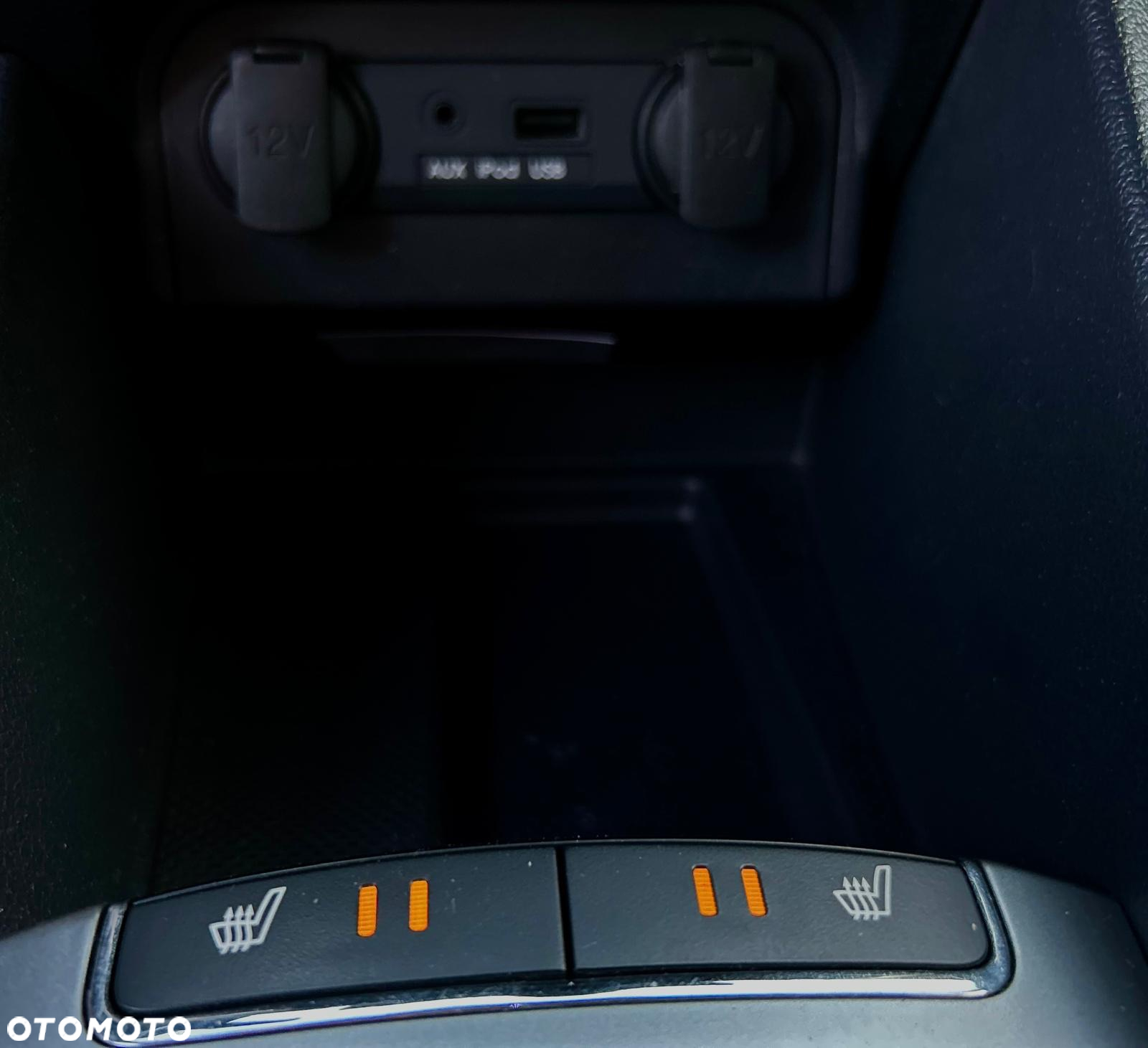 Kia Rio 1.4 L - 37