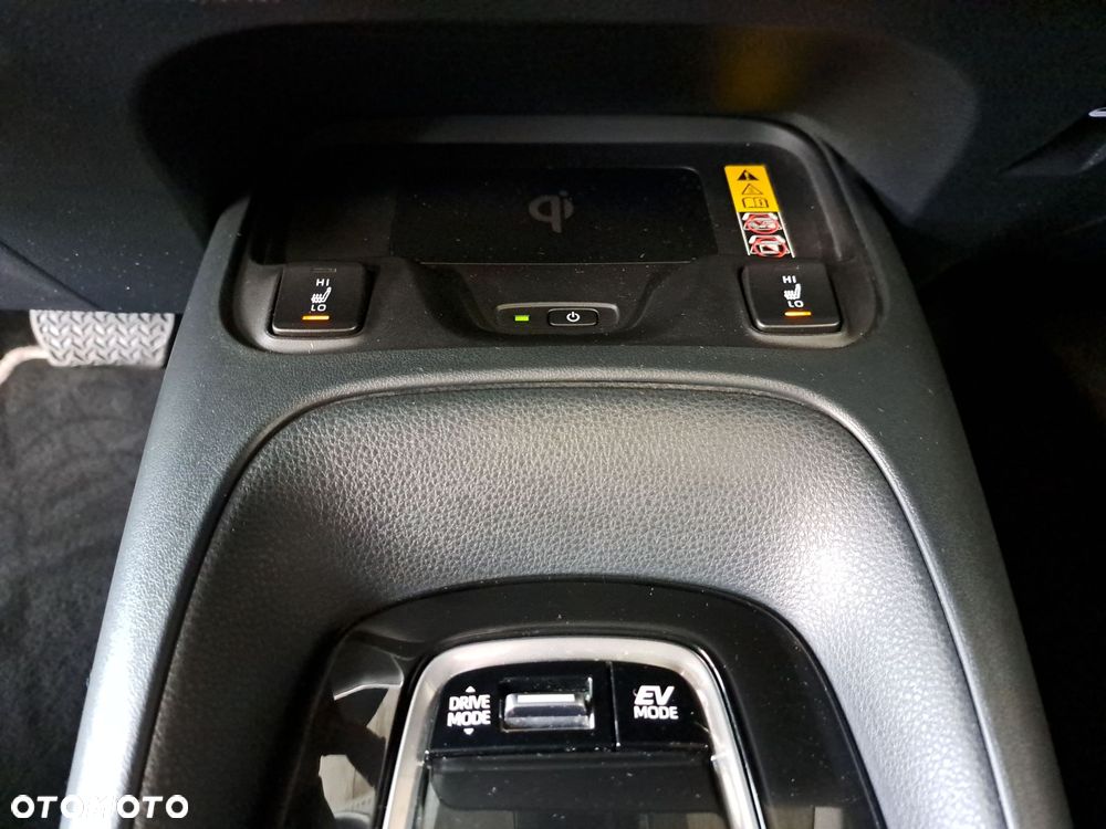 Toyota Corolla 1.8 Hybrid Comfort - 27