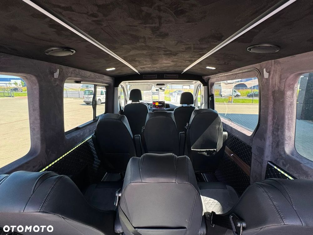 MAN TGE 3.180 KOMBI DEMO 8-osobowy - 12