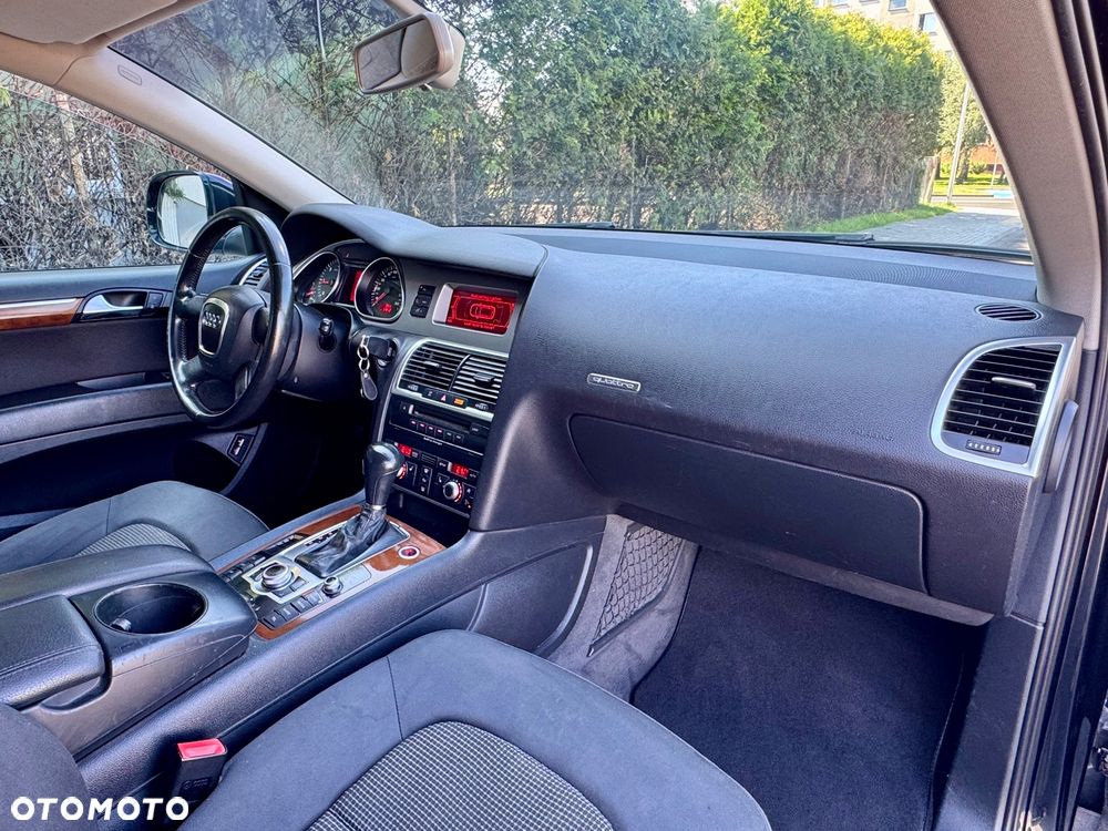 Audi Q7 3.0 TDI DPF quattro tiptronic - 13