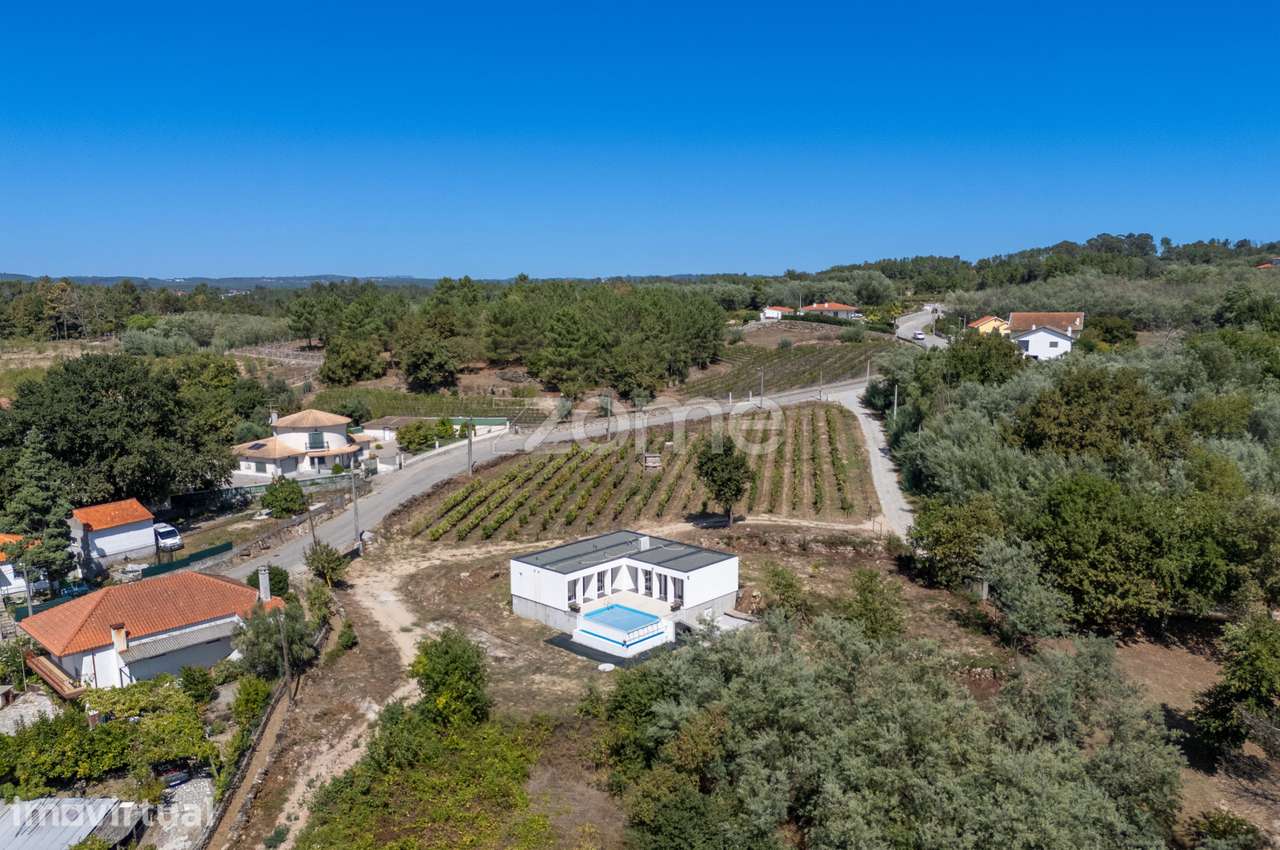 Casa T3 com piscina e vinha em Penalva do Castelo - Grande imagem: 3/33