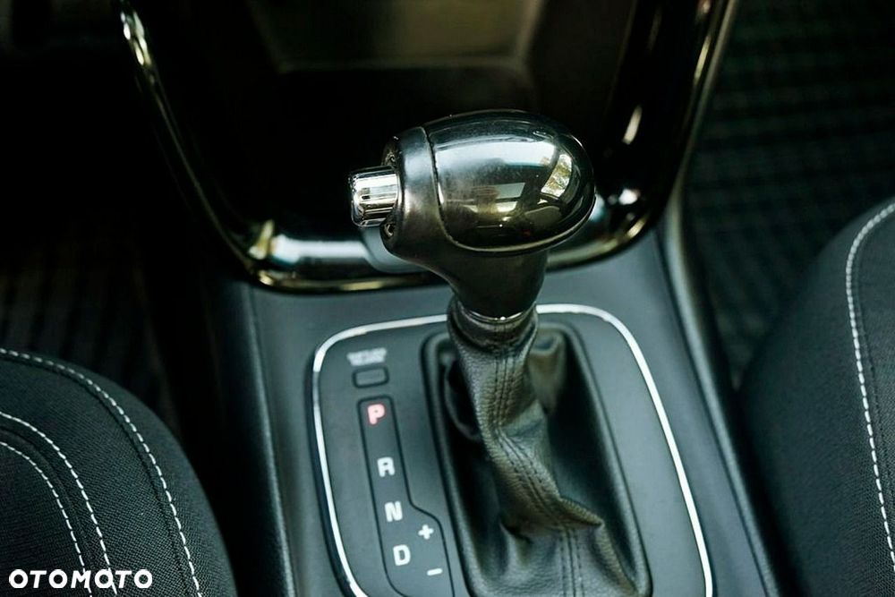 Kia Ceed - 22
