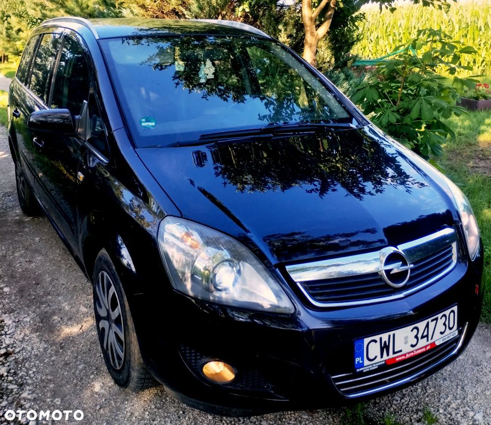 Opel Zafira 1.6 Cosmo - 3