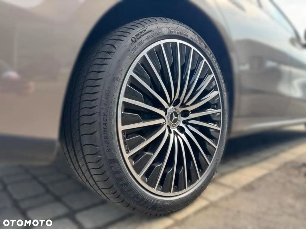 Mercedes-Benz Klasa E 220 d mHEV 4-Matic AMG 9G-Tronic - 13