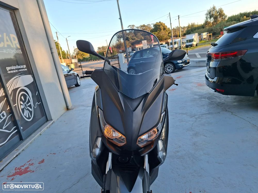 Yamaha X-Max - 5