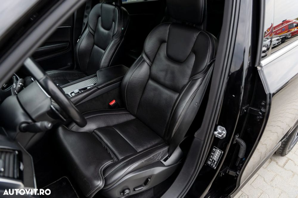 Volvo XC 90 D5 AWD Geartronic RDesign - 15