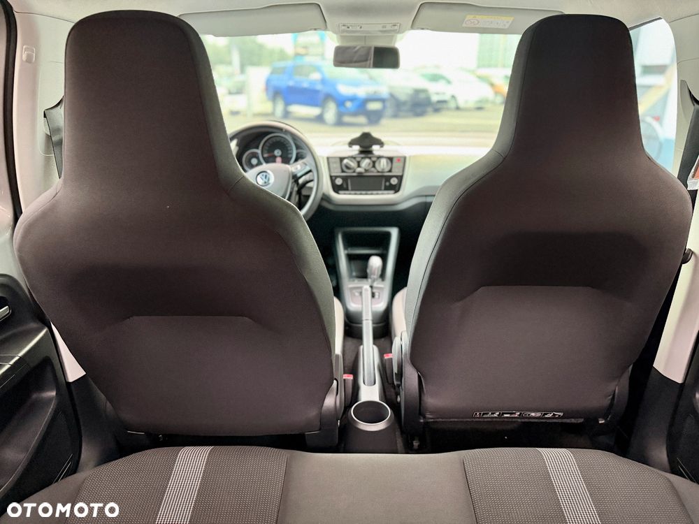Volkswagen up! 1.0 street - 11