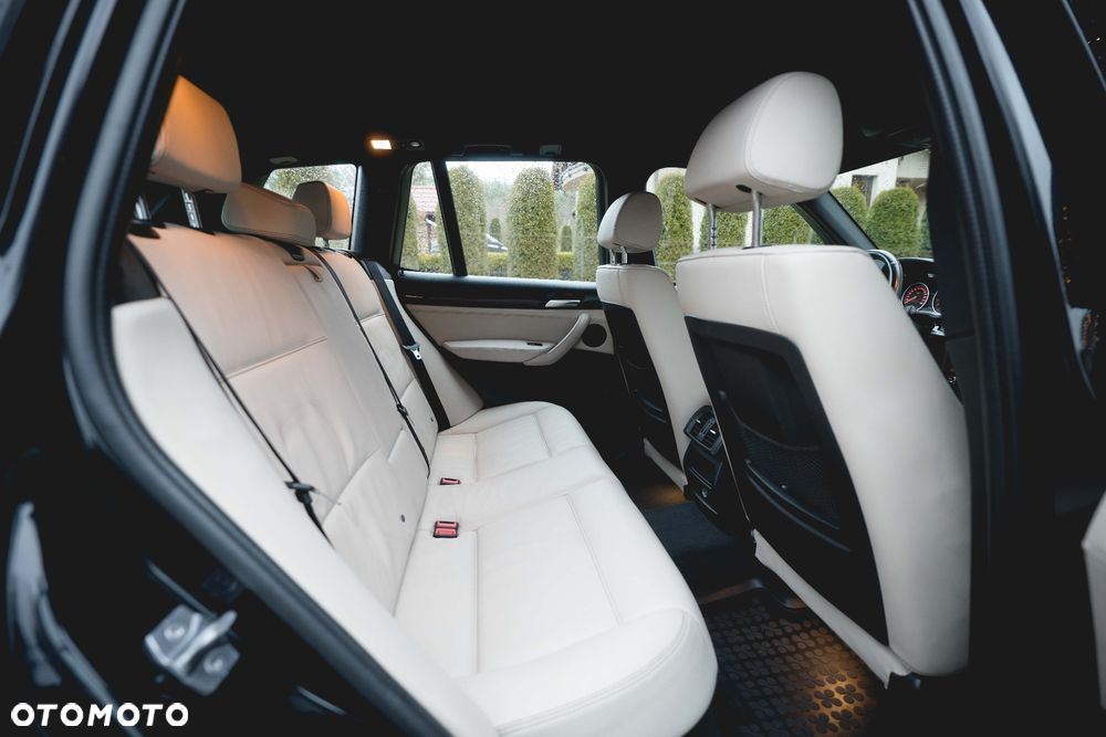 BMW X3 xDrive28i xLine - 15