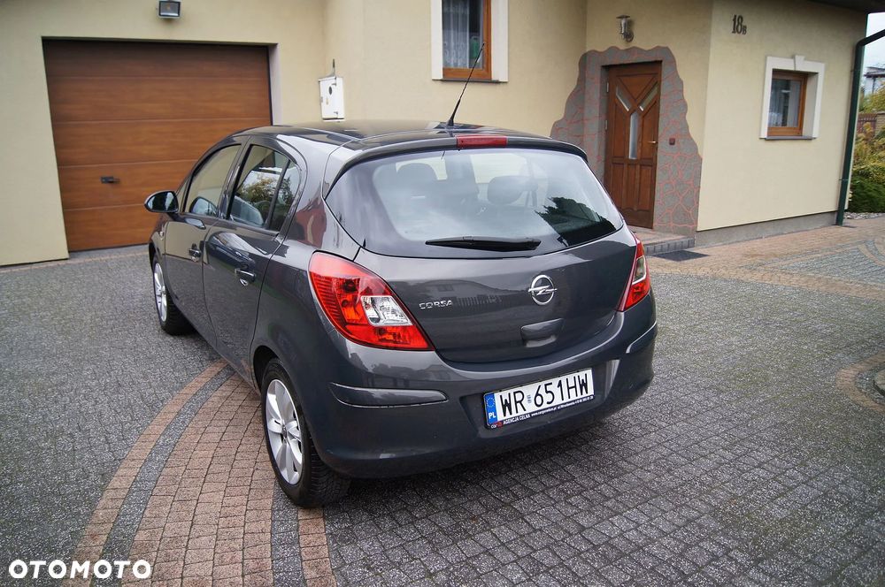 Opel Corsa 1.4 16V Energy - 4