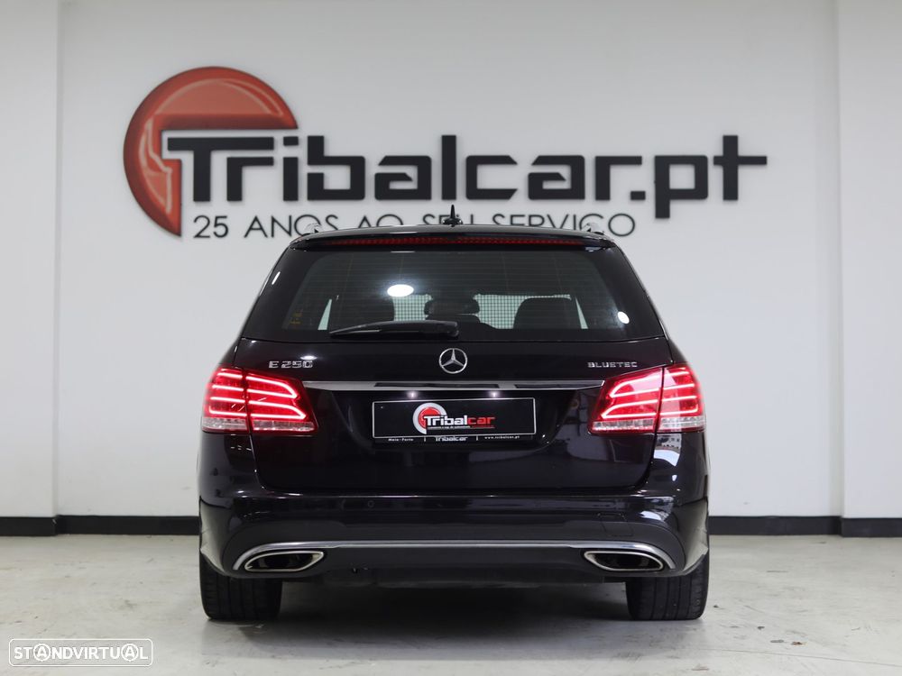 Mercedes-Benz E 250 BlueTEC Avantgarde Auto. - 3
