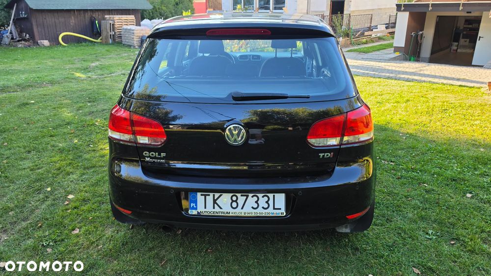 Volkswagen Golf - 6