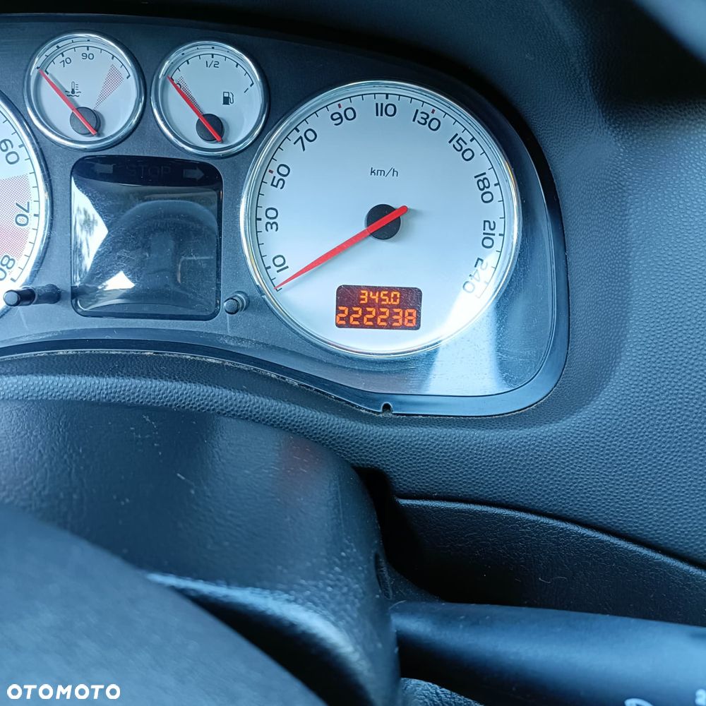 Peugeot 307 CC 135 - 6