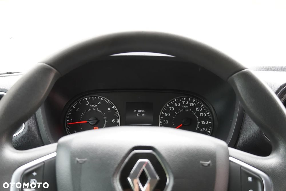 Renault Master - 11