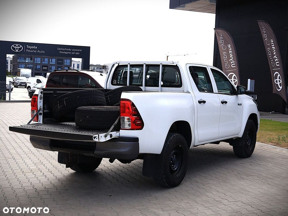 Toyota Hilux 2.4 D-4D Double Cab DLX 4x4 - 8