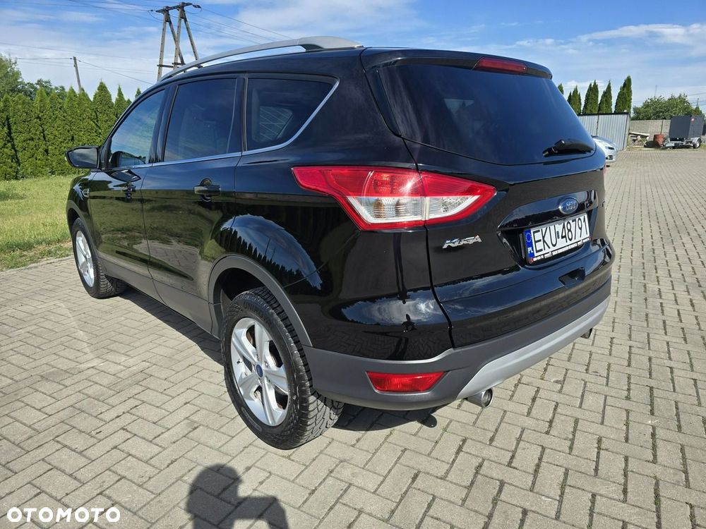 Ford Kuga - 10