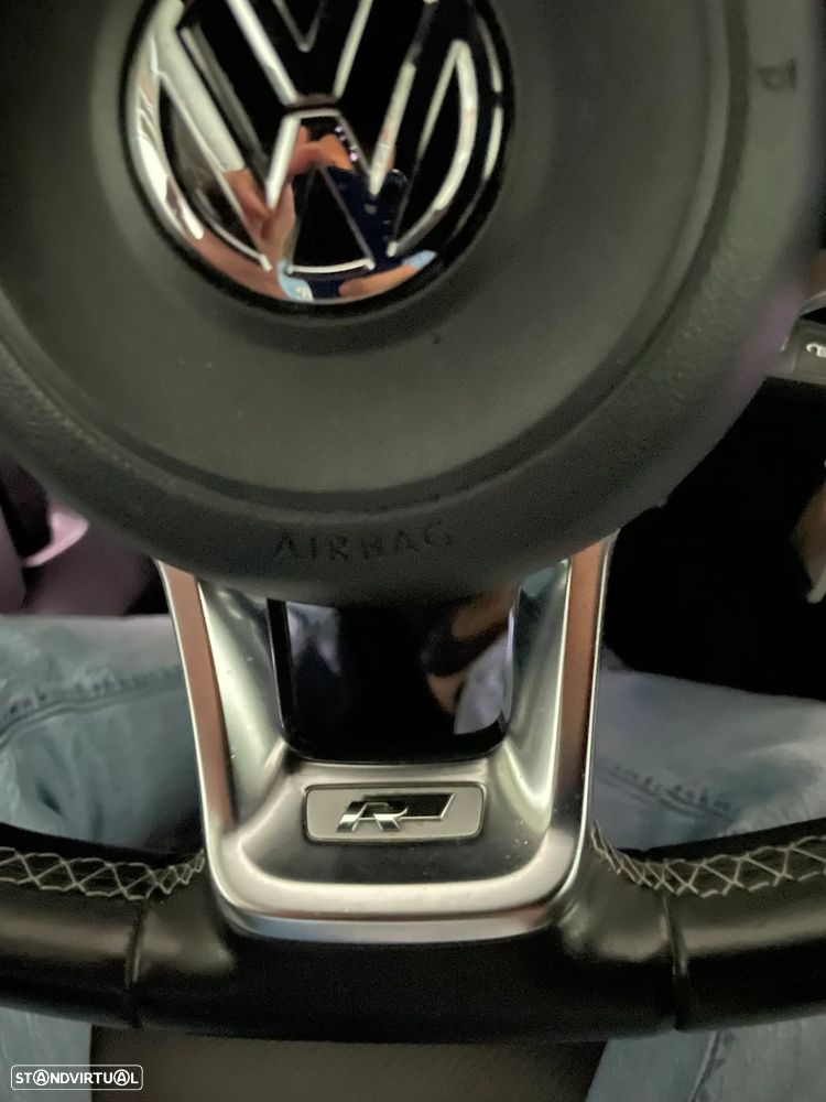 VW Golf 1.6 TDi R-Line - 22