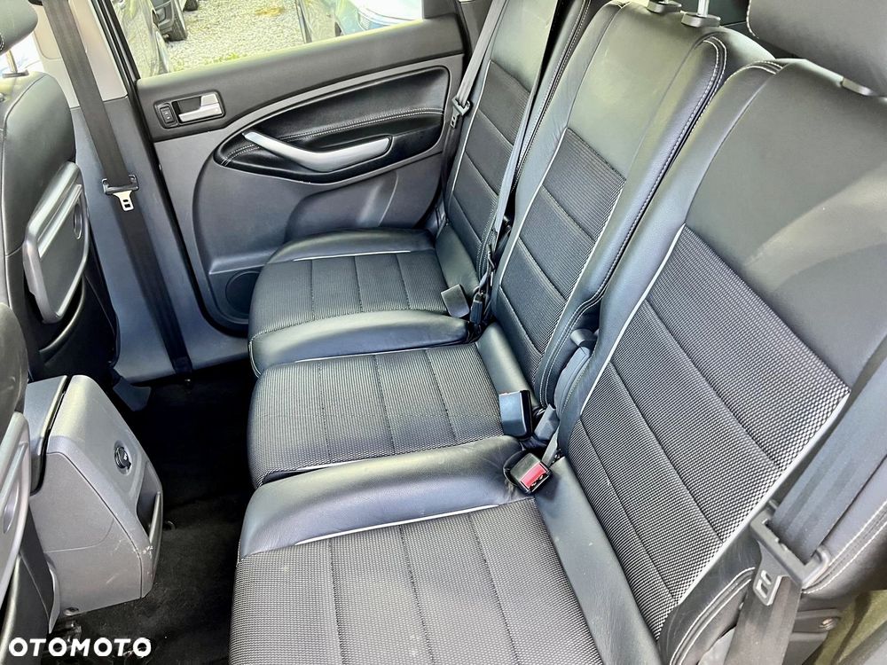 Ford C-MAX - 31