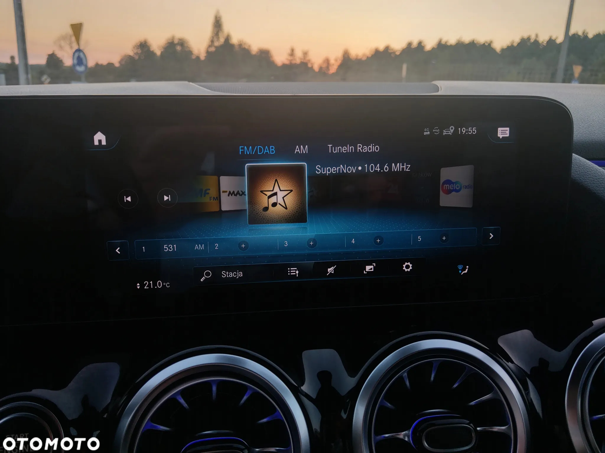 Mercedes-Benz Klasa B 200 d AMG Line 8G-DCT - 25